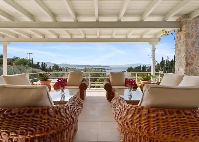 Villa Paragon Of Hinitsa